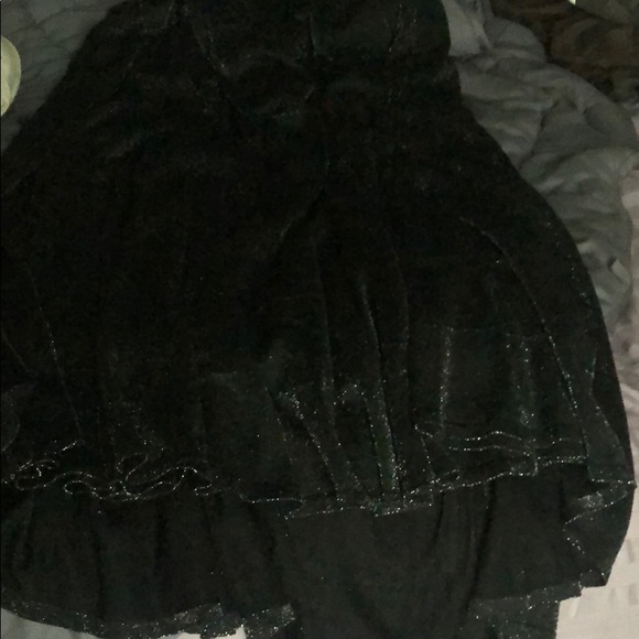 A beautiful maxi skirt - Picture 4 of 4